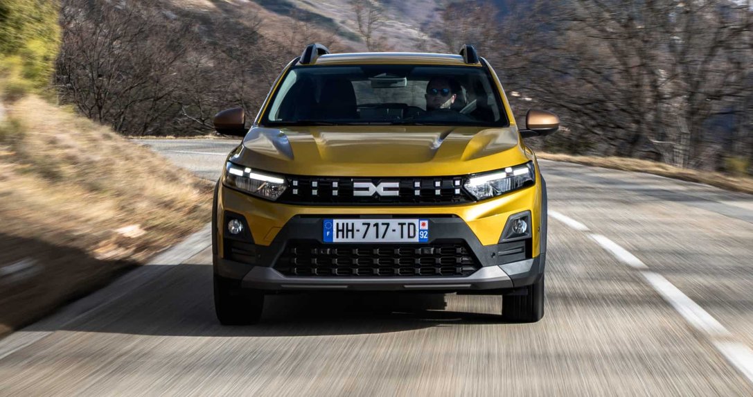 Dacia Sandero Stepway – przód