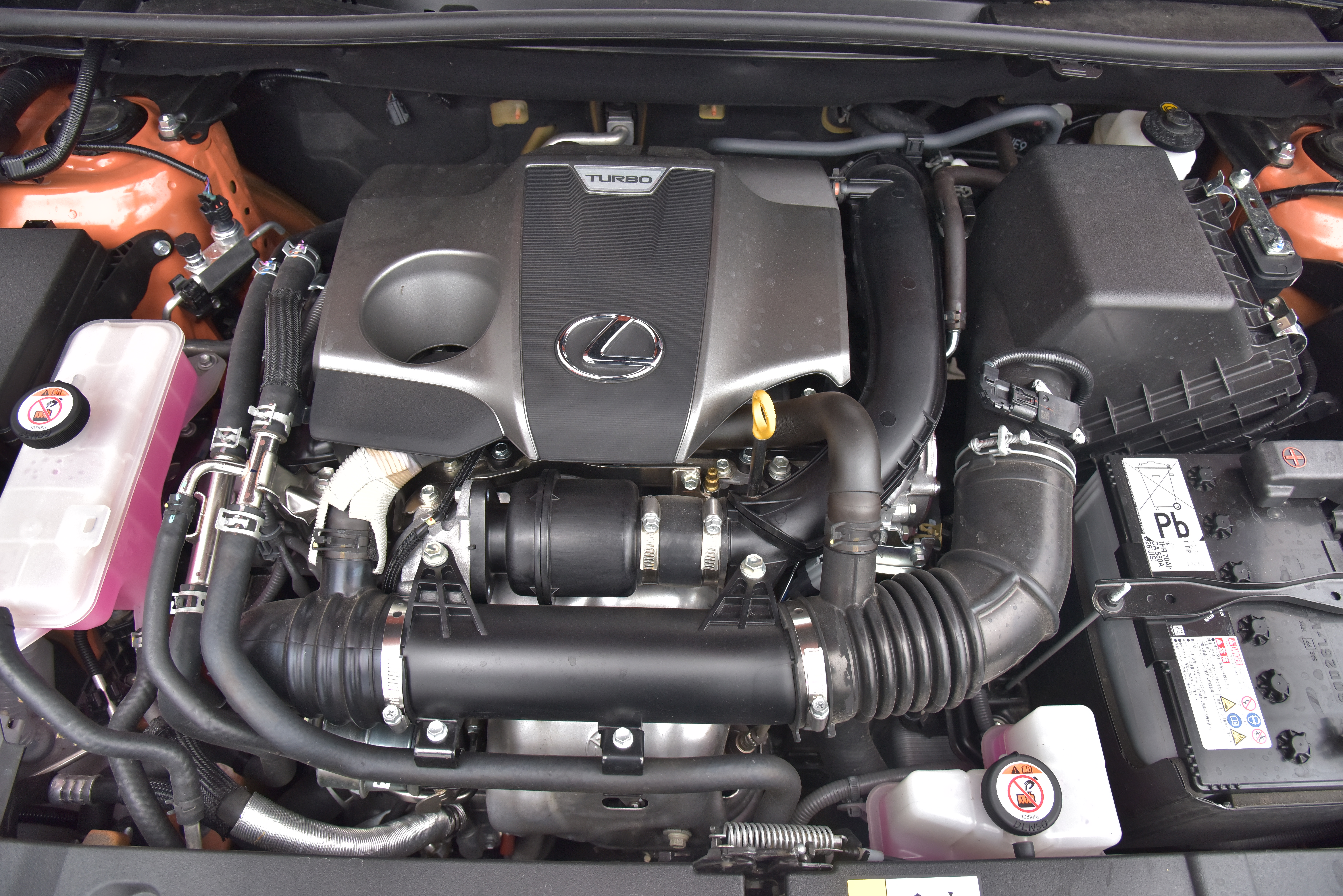 silnik-lexus-2.0-turbo