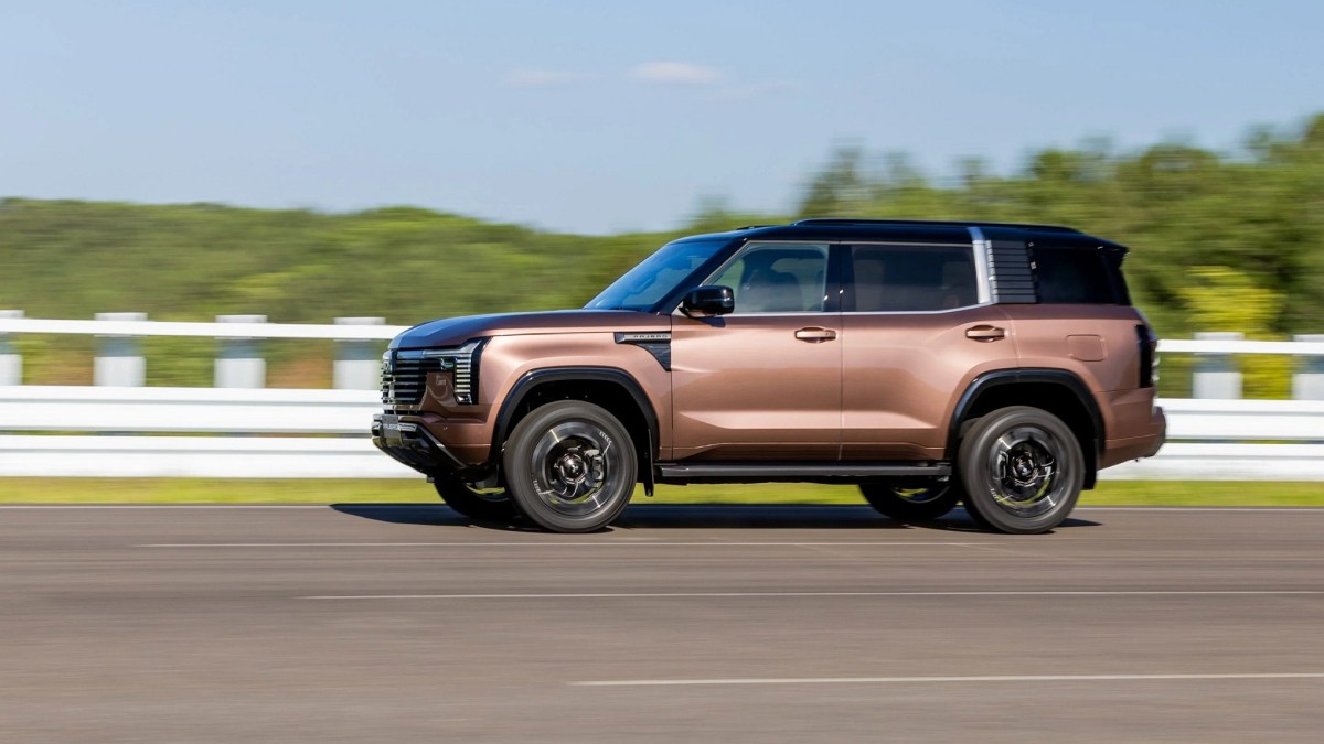 Nowe Mitsubishi Pajero 2027_04