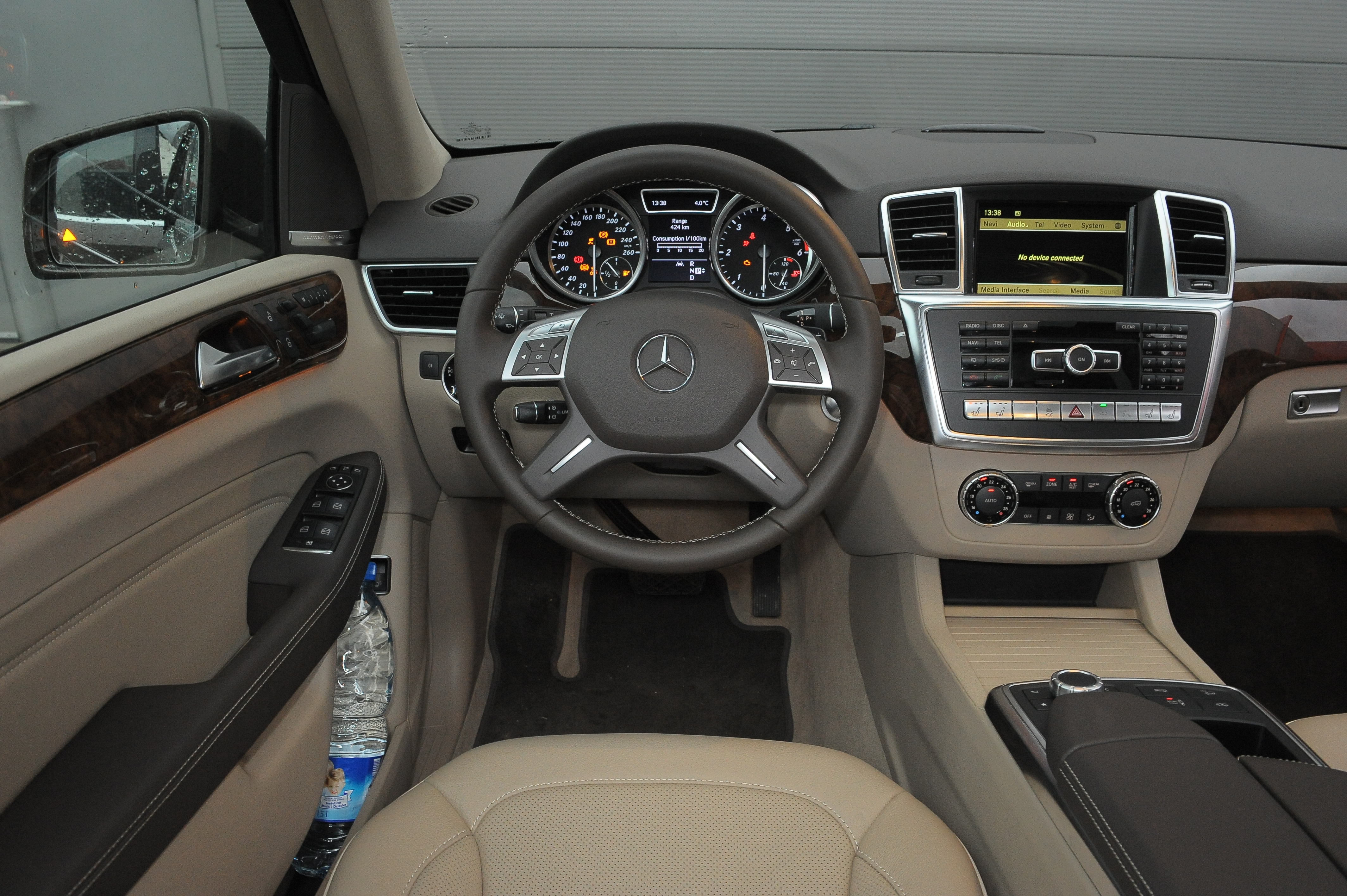 Mercedes ML-wnętrze