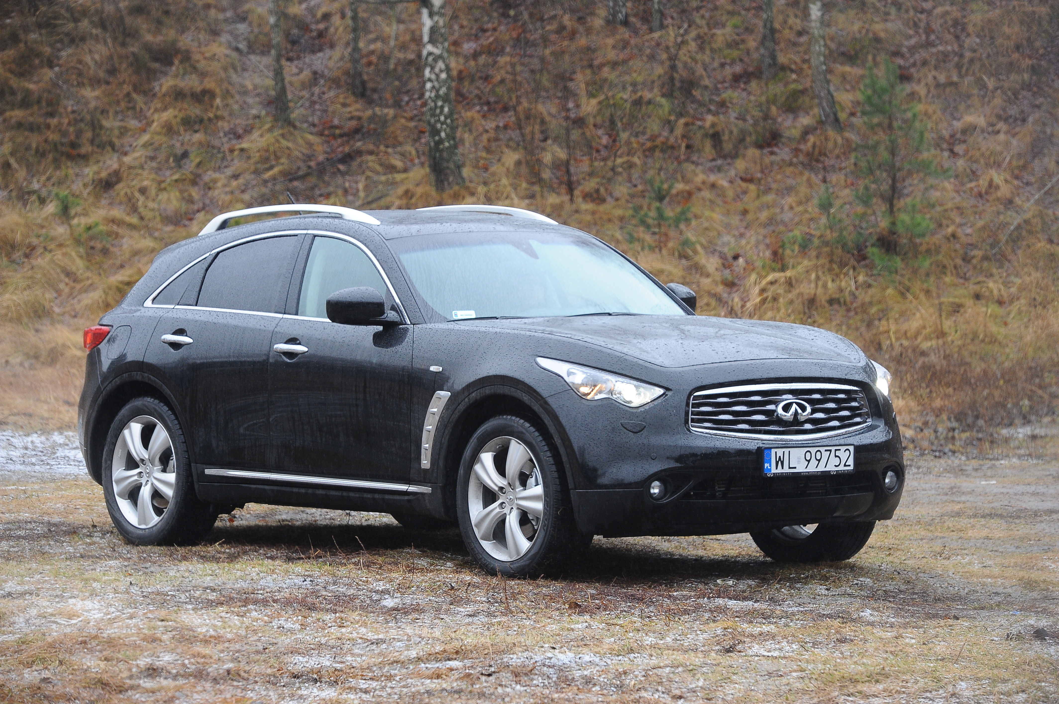 Infiniti QX70
