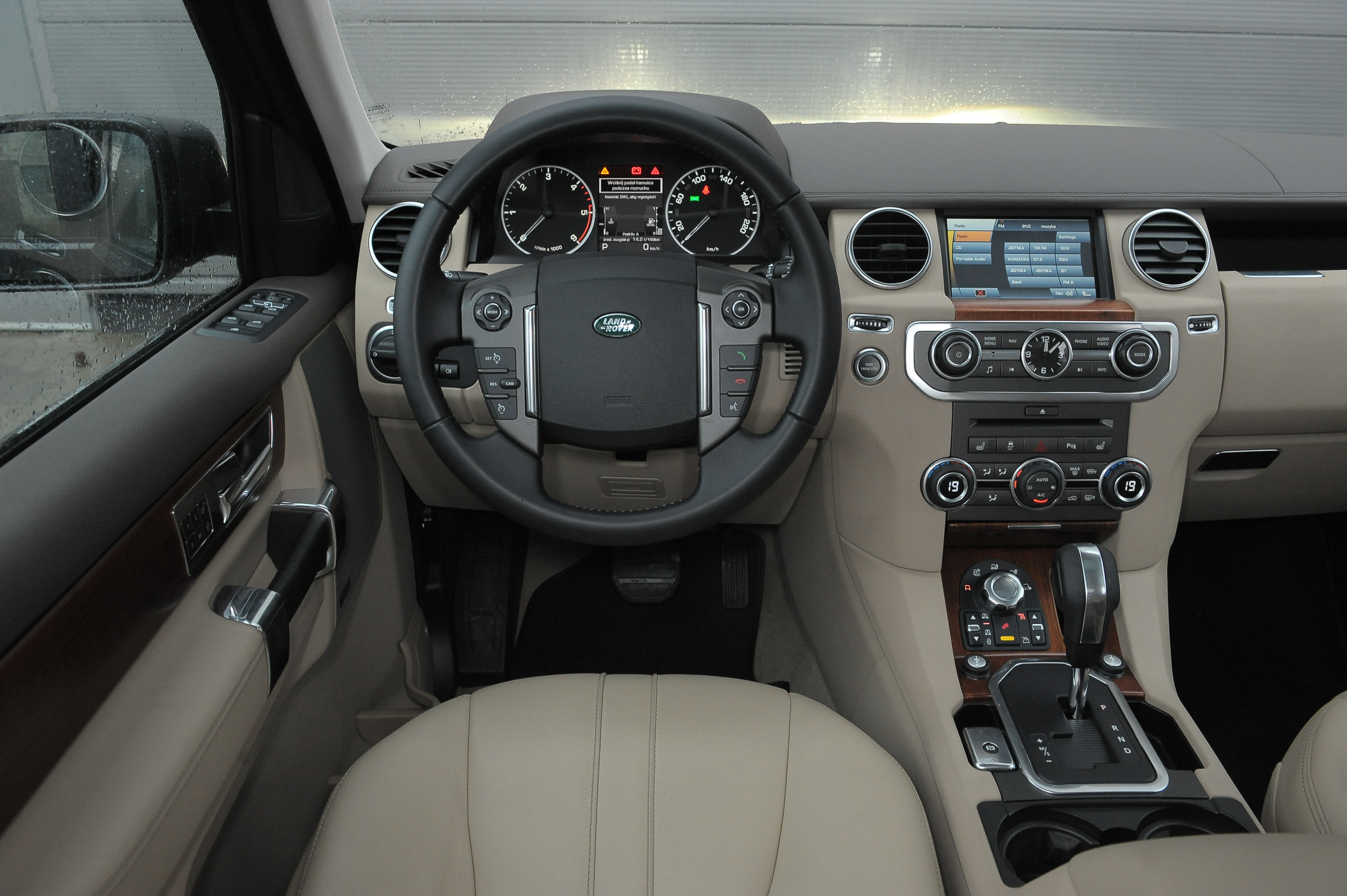 Land Rover Discovery- wnętrze