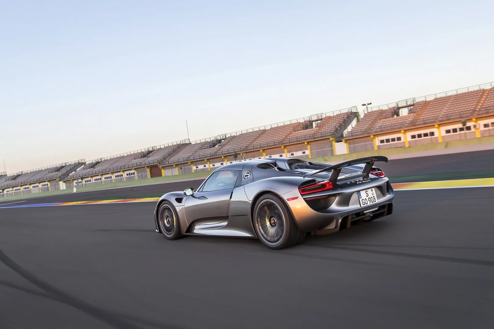 Porsche 918 Spyder