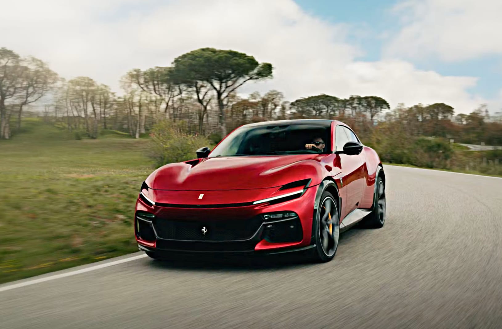 Ferrari Purosangue – przód