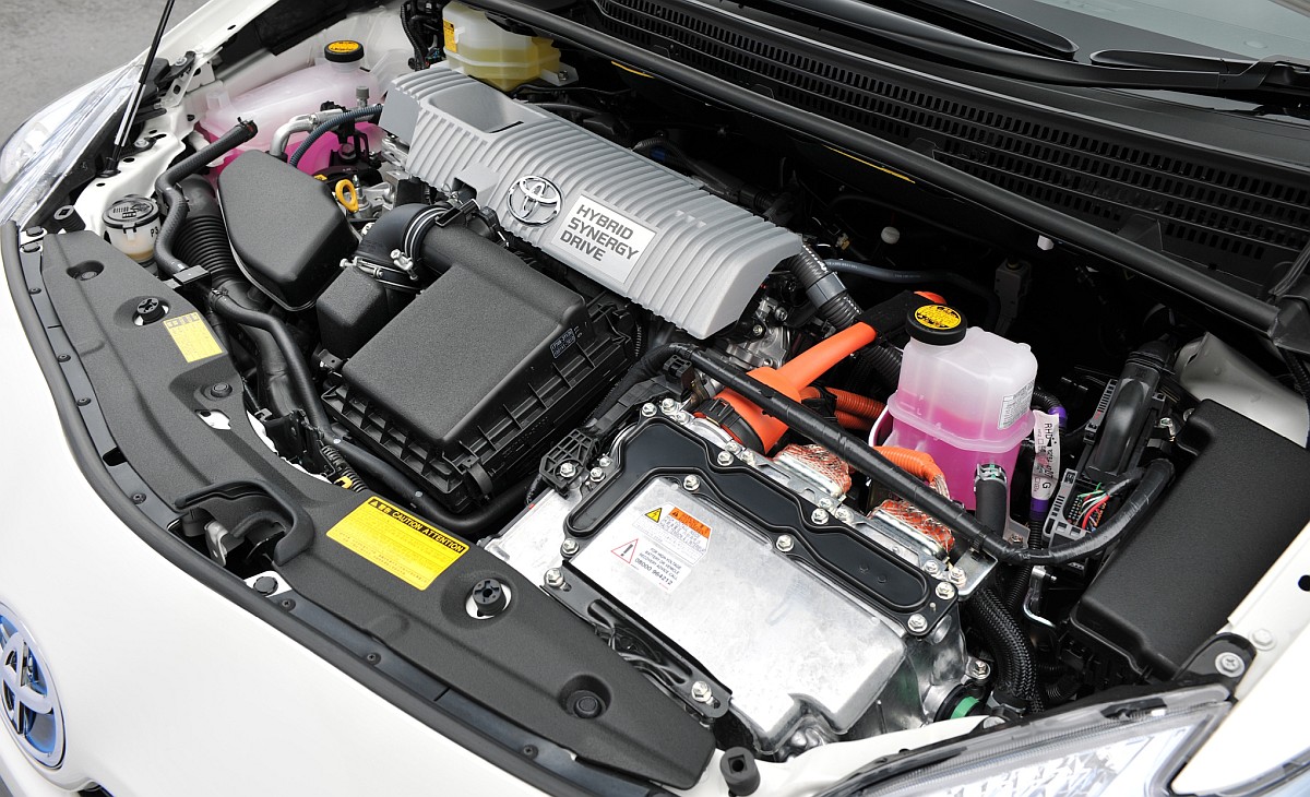 Toyota Prius III_05