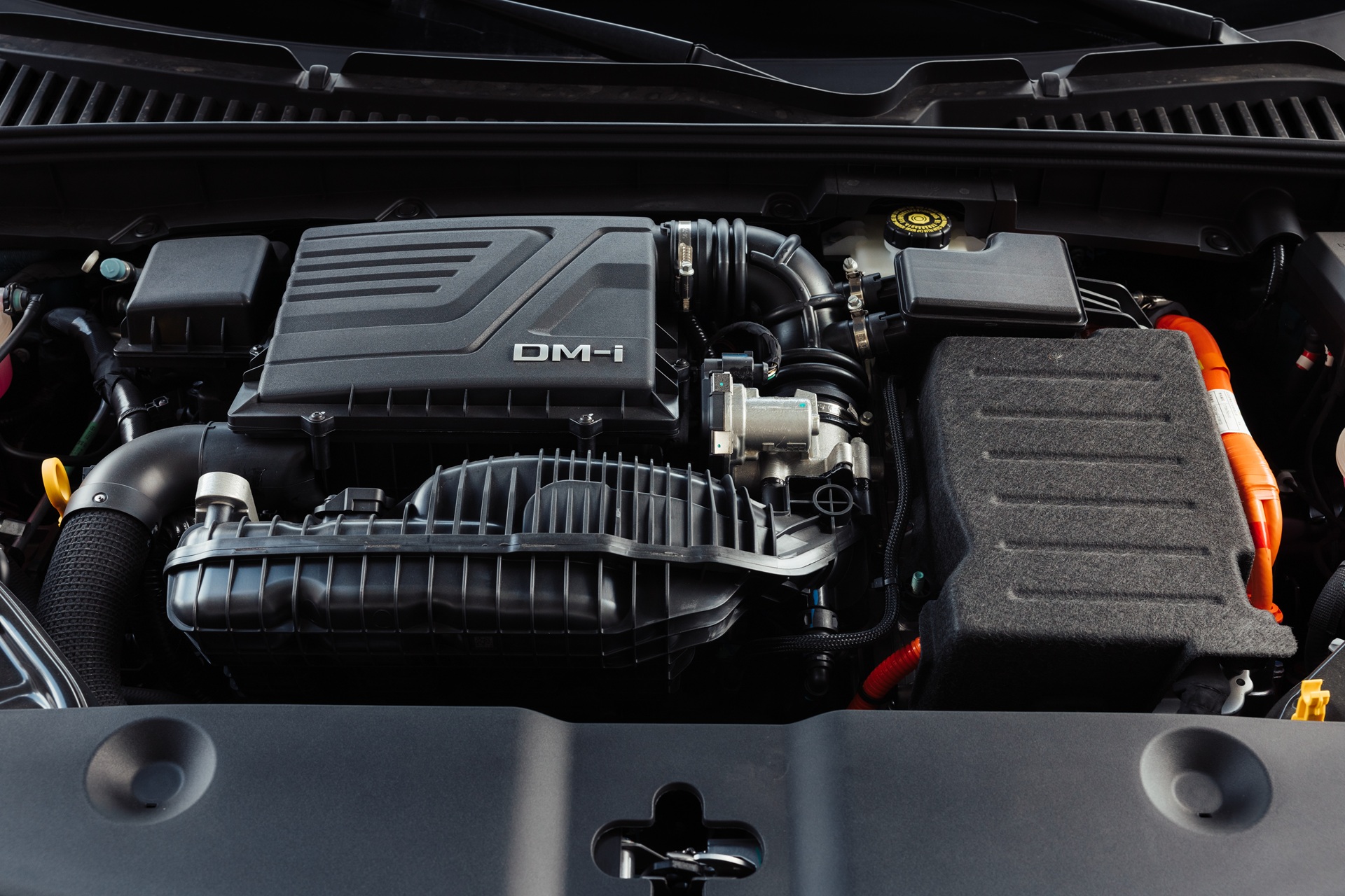 BYD ATTO 2 DM-i - naped, ceny, silnik