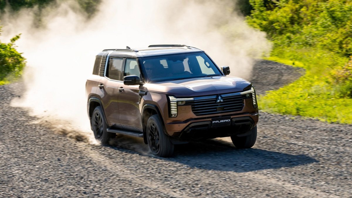 Powrót terenowej ikony. Nowe Mitsubishi Pajero ma ramę, reduktor i diesla pod maską