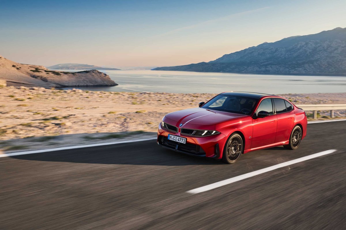 Nowe spalinowe BMW serii 3 debiutuje bez diesla. W Polsce kosztuje od 205 tys. zł