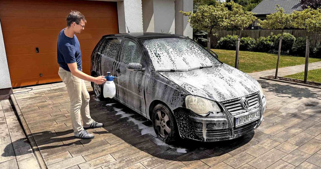 Test ręcznej pianownicy Marolex Axel 3000 na Volkswagenie Polo
