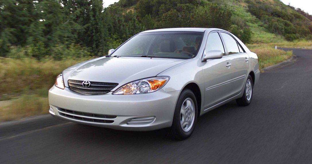 Toyota Camry 2002-2006 – przód