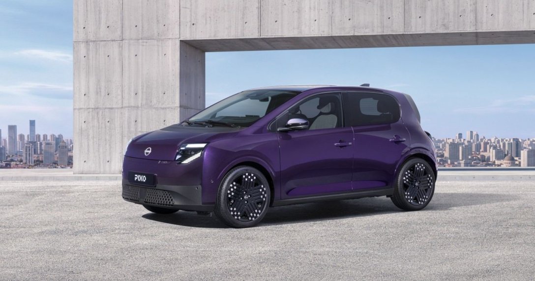 Nissan Pixo – przód i bok