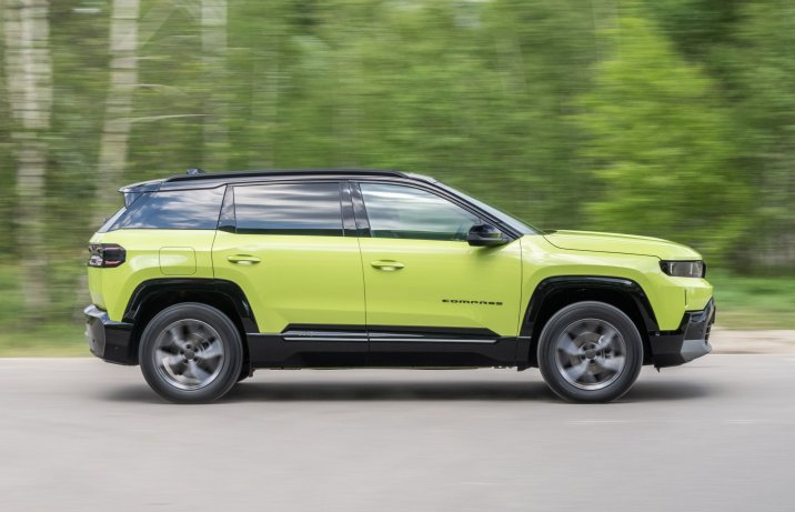 Jeep Compass - bok