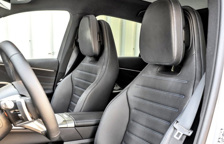 Mercedes GLC 400 4Matic electric (2026) – test – fotele