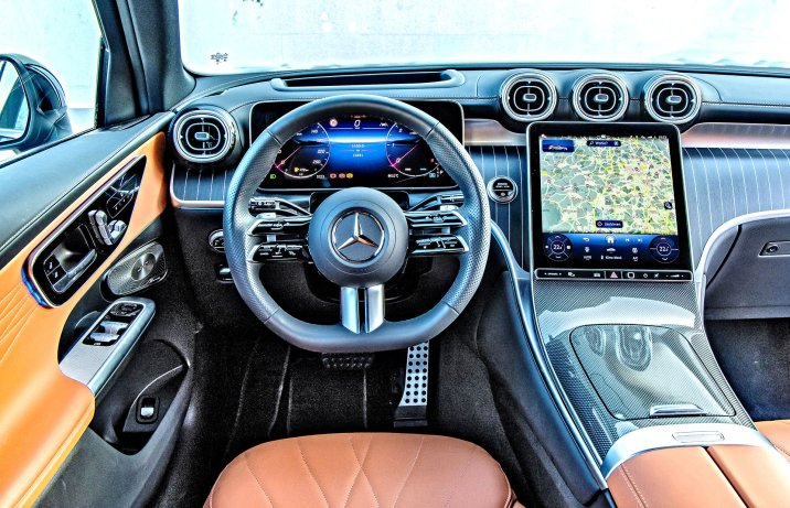 Mercedes GLC - kokpit