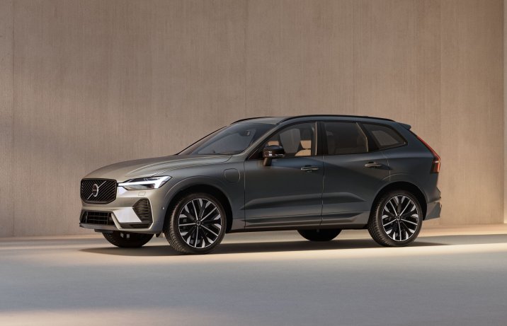 Volvo XC60 po liftingu (2026) – przód