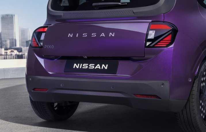 Nissan Pixo – tył