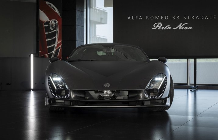 Alfa Romeo 33 Stradale Perla Nera