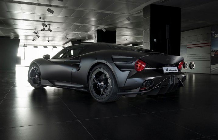 Alfa Romeo 33 Stradale Perla Nera