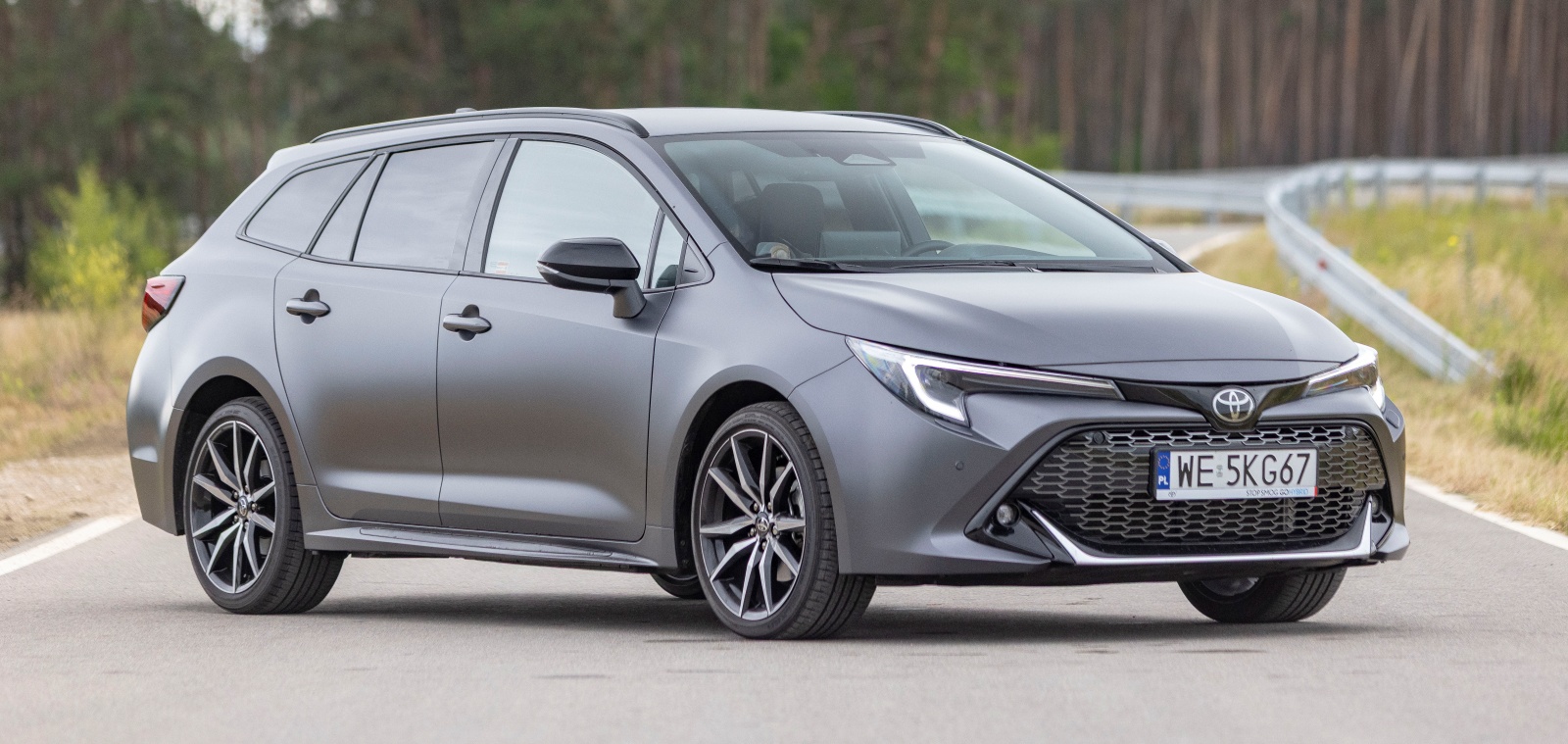 toyota-corolla-przod