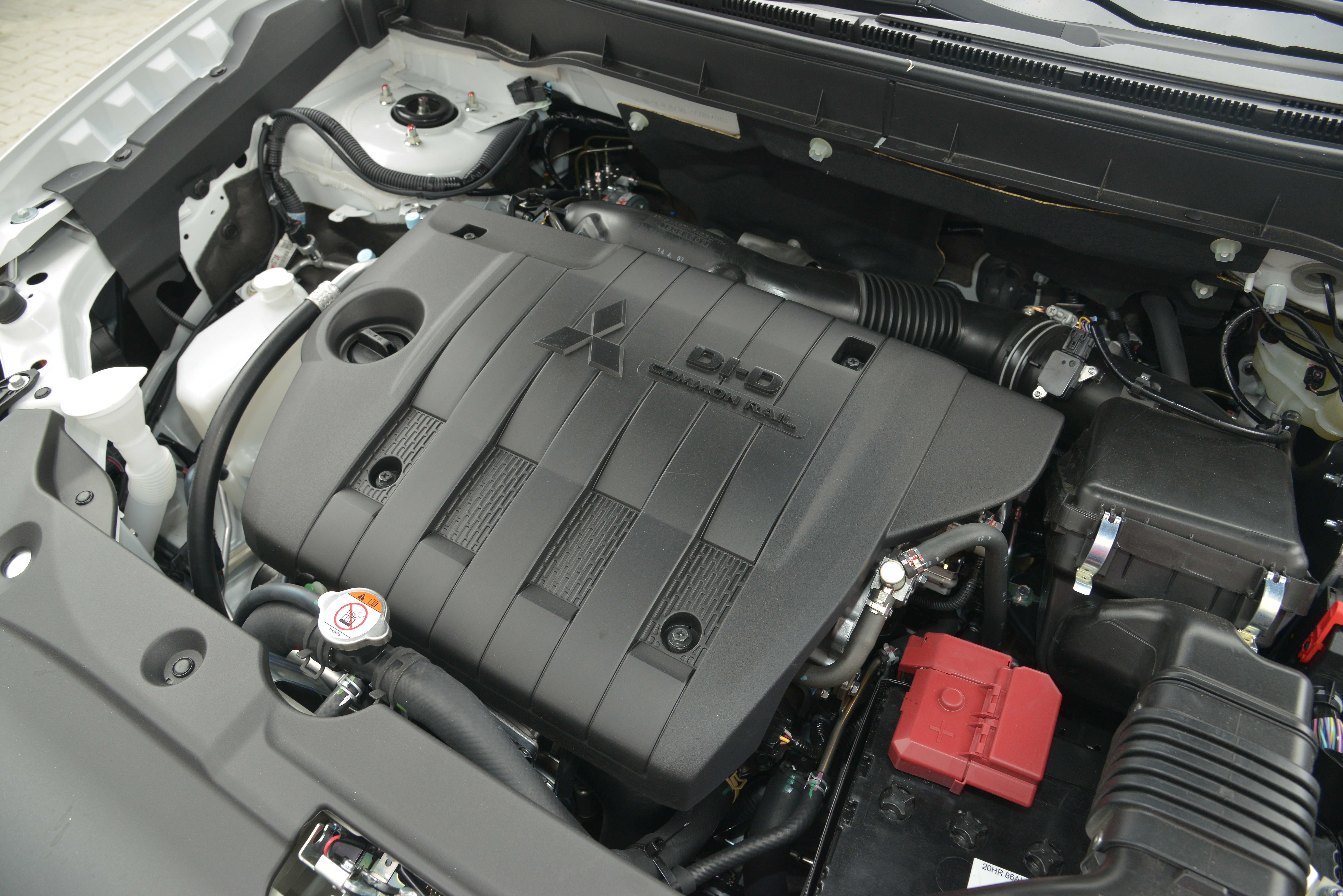 diesel-1.8-DID-mitsubishi