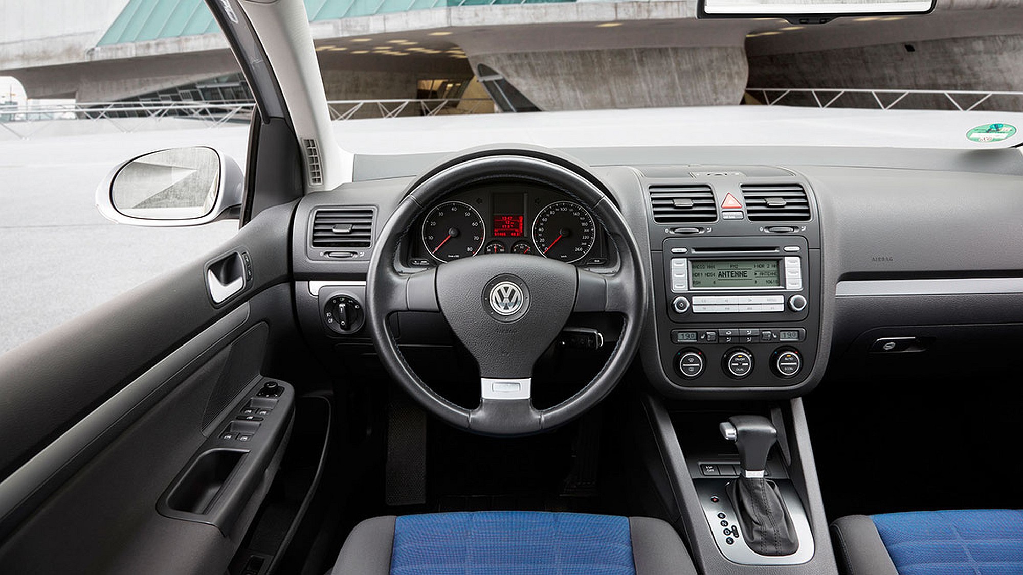 Volkswagen Golf V_02