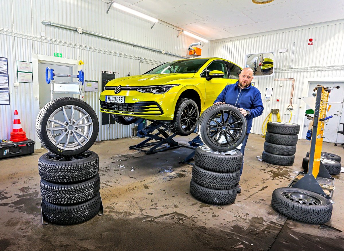 Test opon zimowych 225/45 R17 na każdą kieszeń – od budżetowych po premium. Sprawdzamy także oponę bieżnikowaną