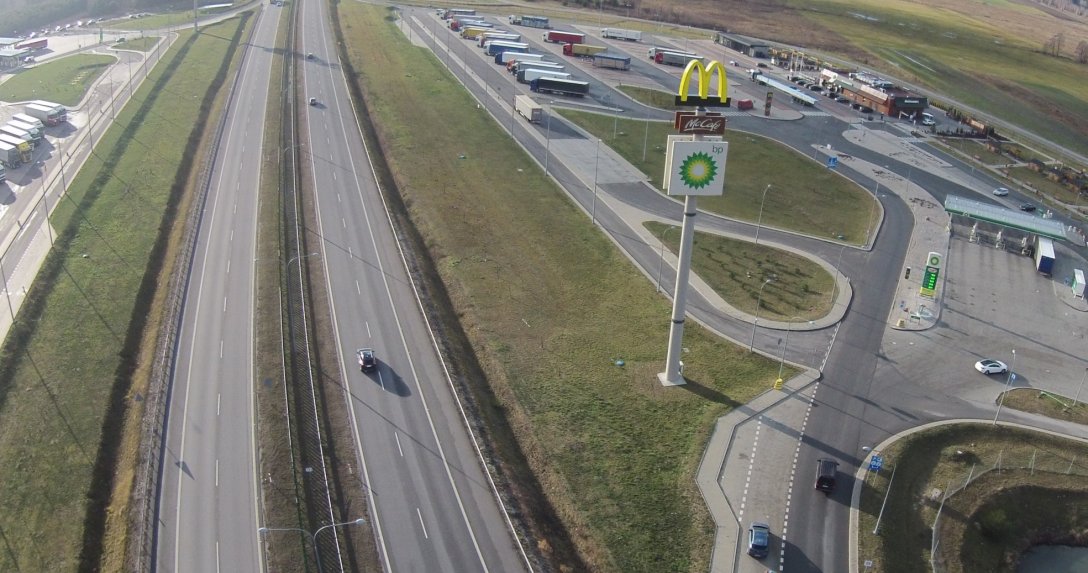 Na A2 między Łodzią a Warszawą wreszcie przybędzie pasów. Znamy terminy zakończenia inwestycji