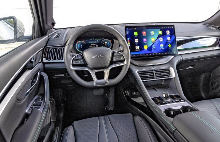 BYD Seal U (2026) - test - kokpit / deska rozdzielcza