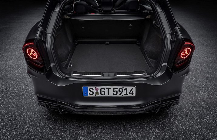 Mercedes-AMG GT SUV
