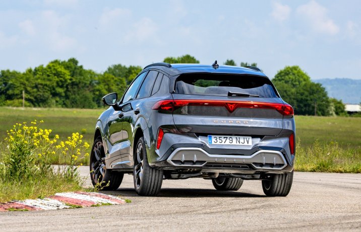 Cupra Terramar 1.5 eTSI (2026) - test, porównanie - tył