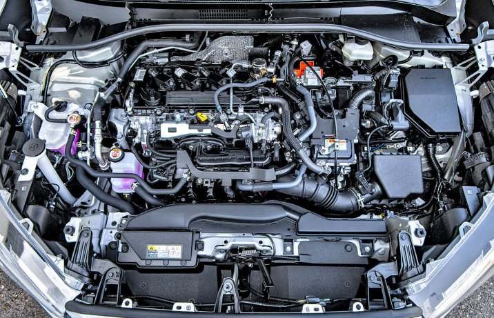 Toyota Corolla Cross 2.0 Hybrid e-CVT (2026) - test, porównanie - silnik
