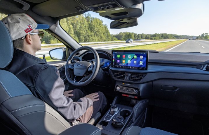 ford-kuga-system-blue-cruise