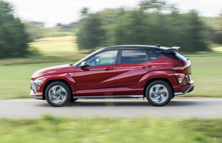 Hyundai Kona - bok