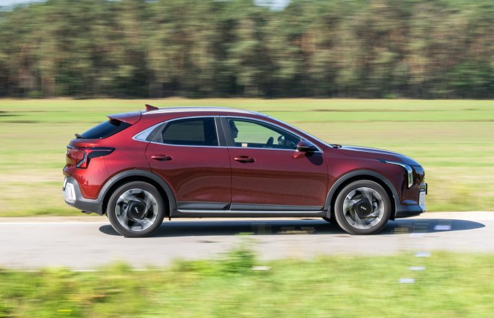 Kia XCeed - bok